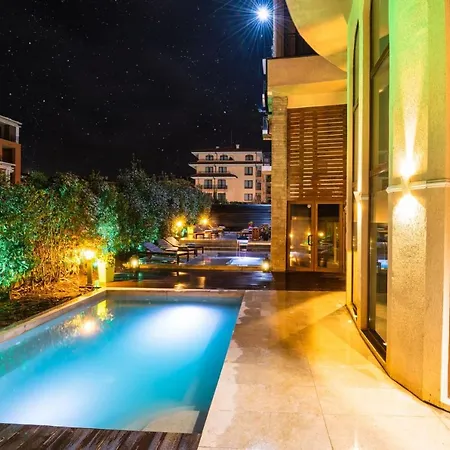 리조트 Grand Sveti Vlas- Seasons Fitness & 5*