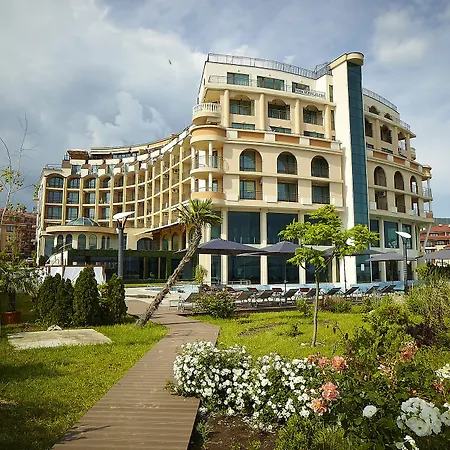 Grand - Fitness & Resort 5*