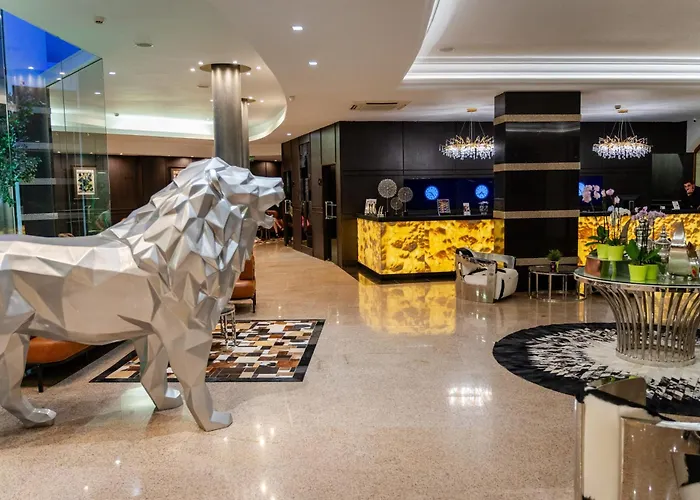 Grand سفيتي فلاس